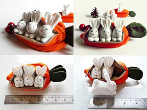 BunnyPeek – Hide & Seek Carrot Pouch