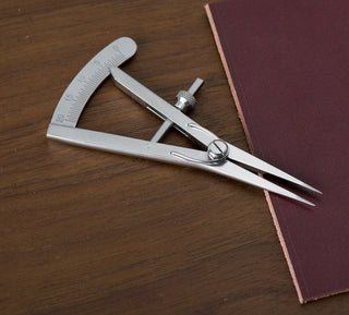 LeatherLine – Precision Adjustable Leather Stitching Marker