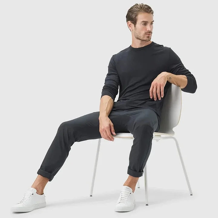 LuxeStride – Stylish Jetsetter Pants for Women