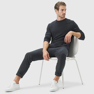 LuxeStride – Stylish Jetsetter Pants for Women