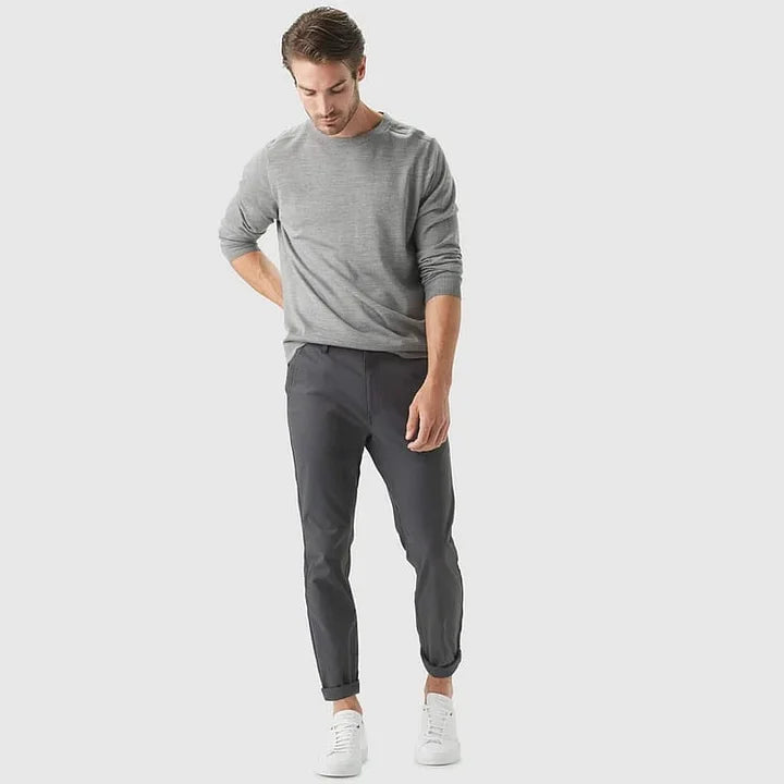 LuxeStride – Stylish Jetsetter Pants for Women