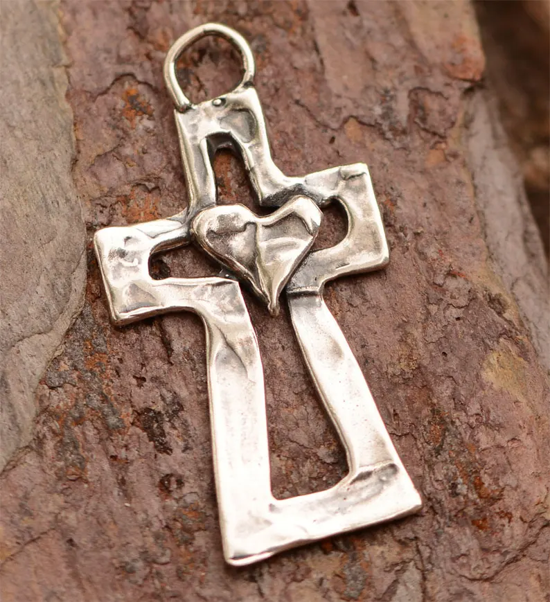 ✝️100% Handmade Silver Cross Healing Heart(𝐂𝐡𝐚𝐝 𝐒𝐦𝐢𝐭𝐡 𝐇𝐚𝐧𝐝𝐦𝐚𝐝𝐞®) - BUY 5 GET EXTRA 20% OFF