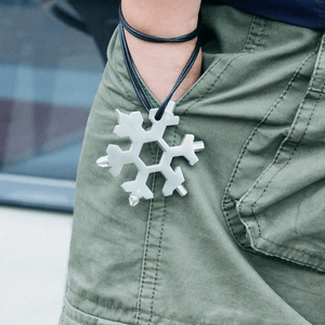 ArcticTool | 18 in 1 Multi Functional Key Chain