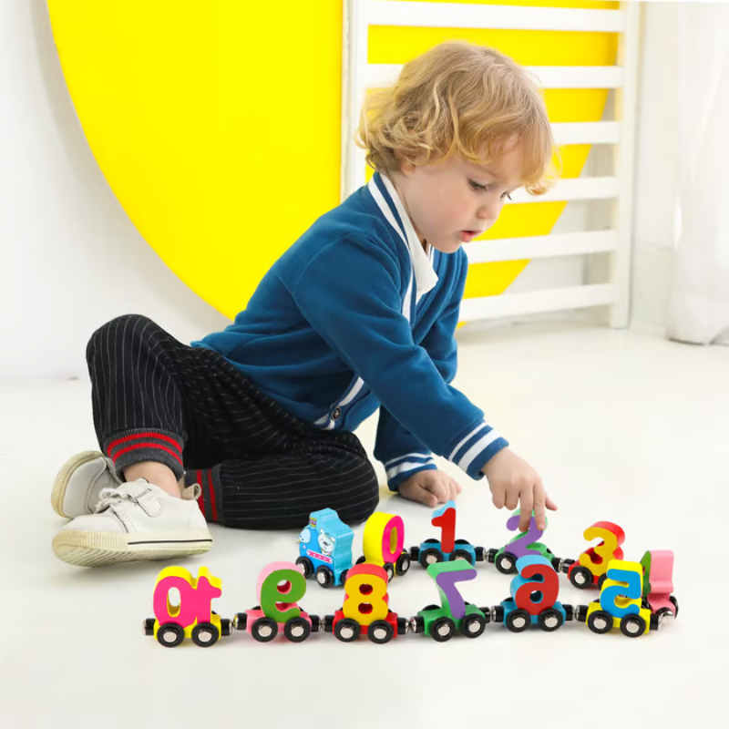 PlaySmart - Interactive Magnetic Learning Train Set