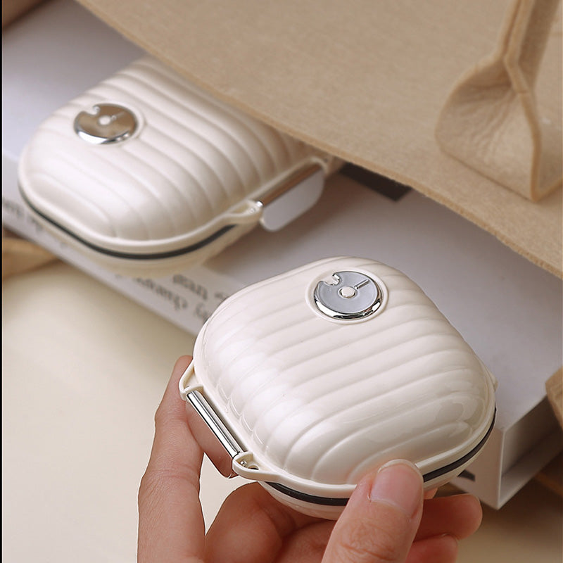 PillEase – Portable Daily Pill Organizer