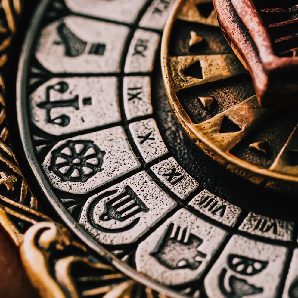MysticEye – Handcrafted Tarot Eye Pendant