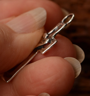 ✝️100% Handmade Silver Cross Healing Heart(𝐂𝐡𝐚𝐝 𝐒𝐦𝐢𝐭𝐡 𝐇𝐚𝐧𝐝𝐦𝐚𝐝𝐞®) - BUY 5 GET EXTRA 20% OFF