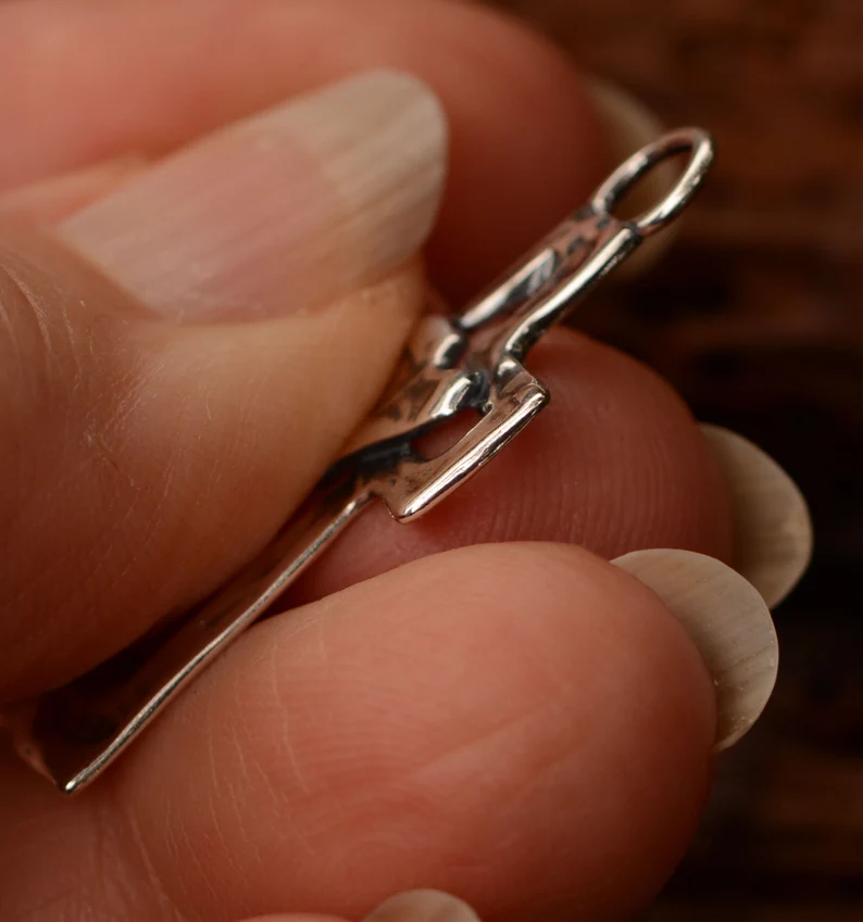 ✝️100% Handmade Silver Cross Healing Heart(𝐂𝐡𝐚𝐝 𝐒𝐦𝐢𝐭𝐡 𝐇𝐚𝐧𝐝𝐦𝐚𝐝𝐞®) - BUY 5 GET EXTRA 20% OFF