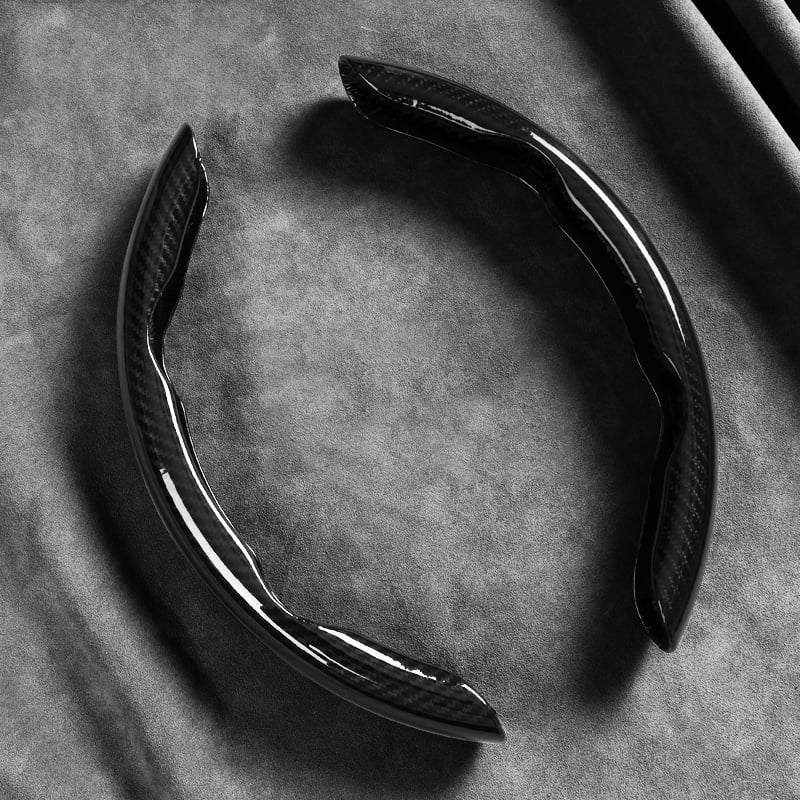 SteerForce – Sporty Breathable Steering Wheel Cover