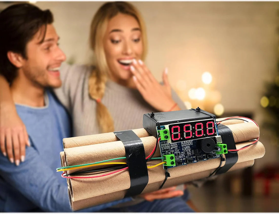 BlastTime – Dynamite Shaped Novelty Clock