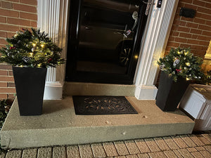 EverGleam – PreLit Weatherproof Christmas Tree Urn Filler