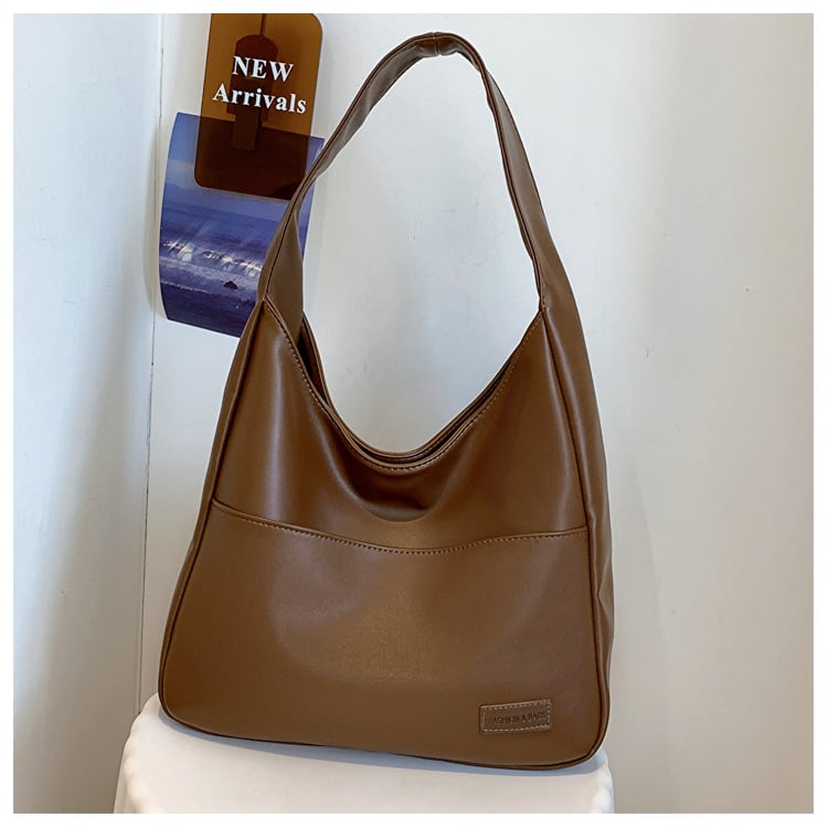 NovaTote – Minimal Leather Bag