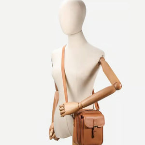 LuxeLoom – Classic Leather Crossbody Bag
