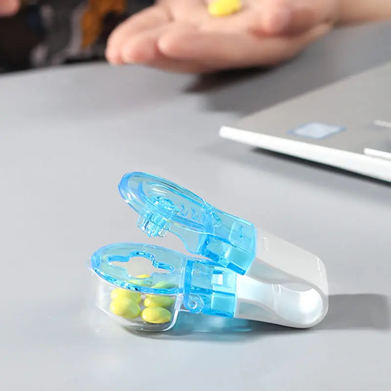 Pill Ease: Effortless Pill Taker & Storage Companion marnetic