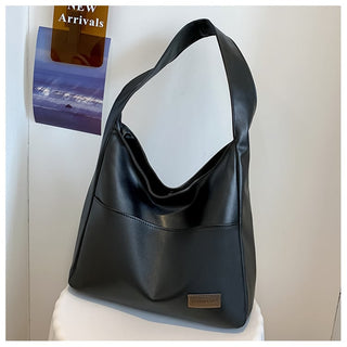NovaTote – Minimal Leather Bag