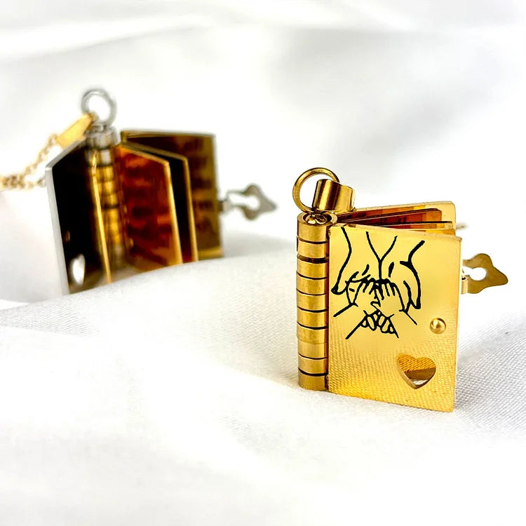 LovePages – Keepsake Book Pendant