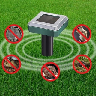 EcoVibe – Ultrasonic Pest Repeller for Lawns and Gardens