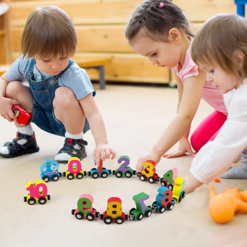 PlaySmart - Interactive Magnetic Learning Train Set