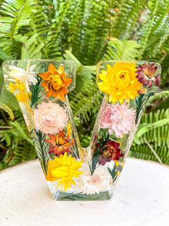 PetalAura – Dreamy Handmade Flower Lamp