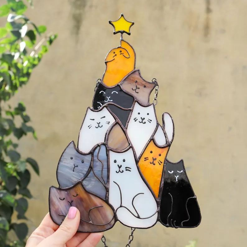 MeowGlow – Festive Cat Tree Ornament