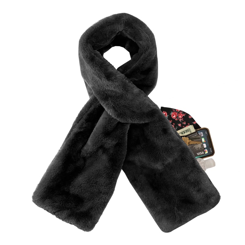 AuroraFur – Pull-Through Faux Fur Scarf