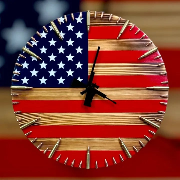 🔥Handmade Patriotic American Flag Clock🎁BUY 2 FREE SHIPPING