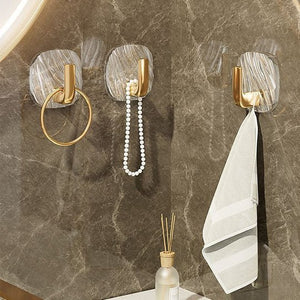 GoldGrip – Luxury Mini Hook for Elegant Hanging