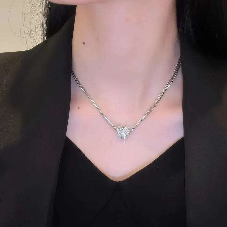 HeartLink - Magnetic Love Necklace
