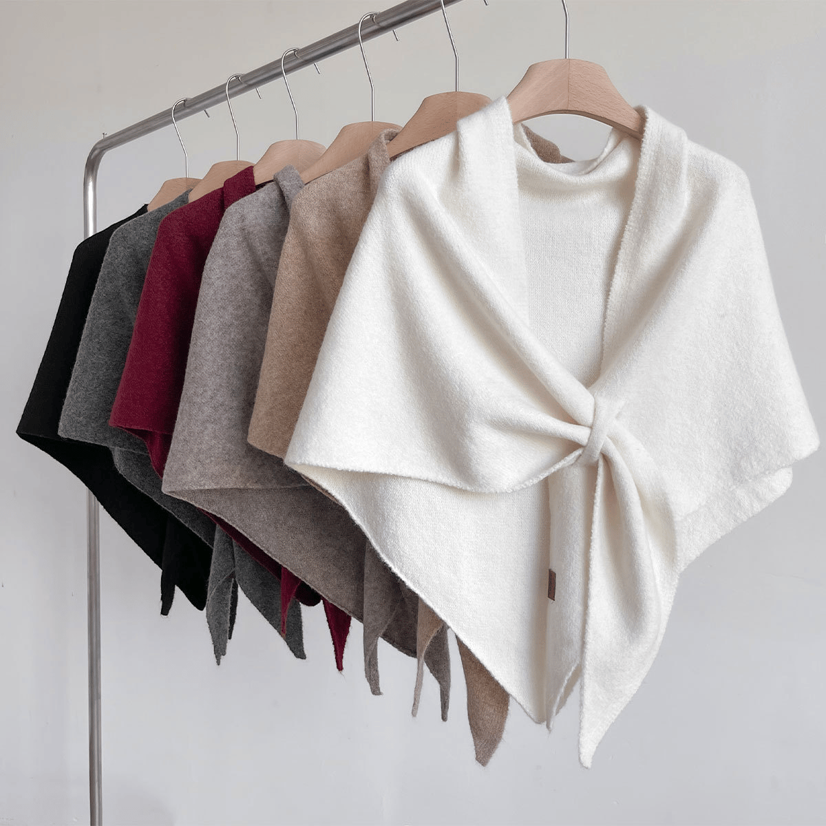 TimelessDrape - Lightweight Shawl