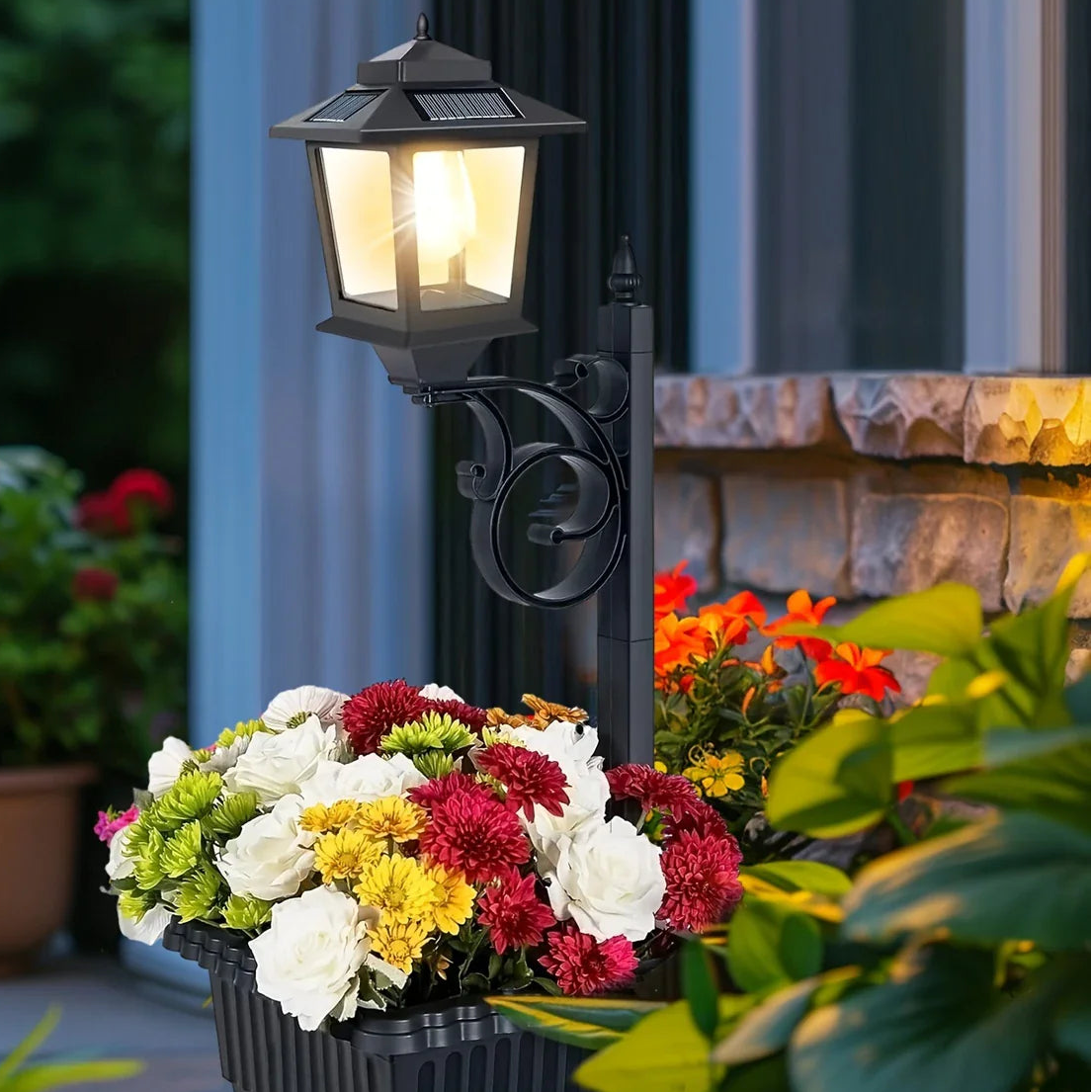TitanGlow – Eco-Friendly Solar Lamp with Built-in Planter