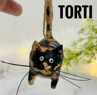 WhimsiCats™️ - Handcrafted Miniature Kitty Figurine marnetic