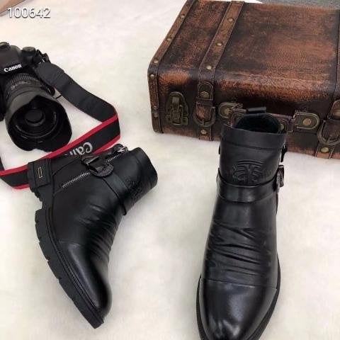 ItaliaGrip - Embossed Leather Zipper Boots