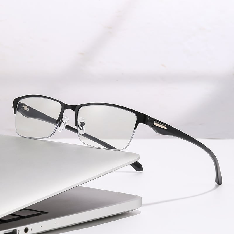 OptiShift - Auto-Tint Progressive Reading Glasses