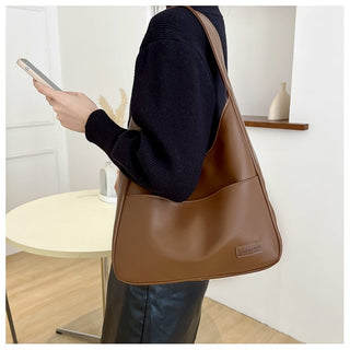 NovaTote – Minimal Leather Bag