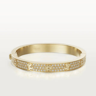 EternalGlow – Premium Diamond Love Bracelet