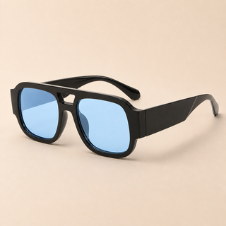 AeroLux – Oversized Aviator Sunglasses