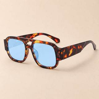 AeroLux – Oversized Aviator Sunglasses