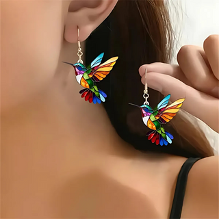 LumiBird – Elegant Hummingbird Necklace