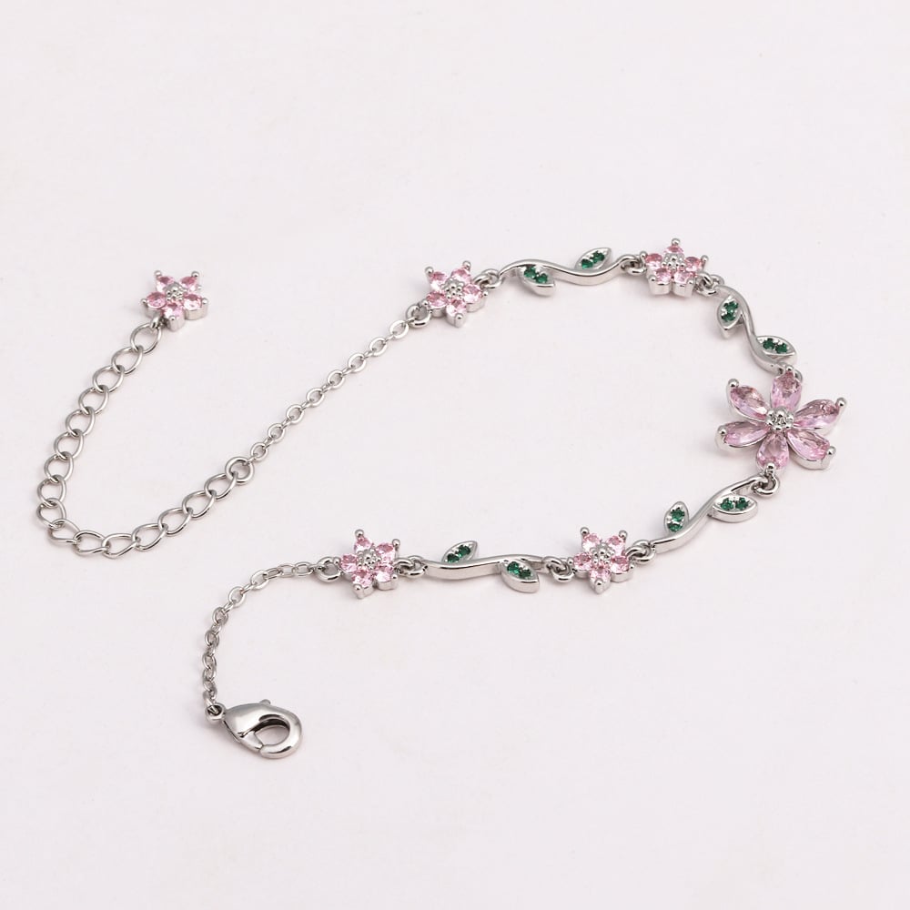 PurePetal – Minimalist Flower Bracelet