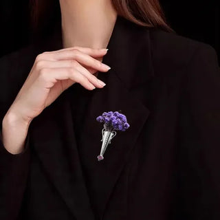 BloomBrooch  – Artistic Wearable Flower Holder Brooch