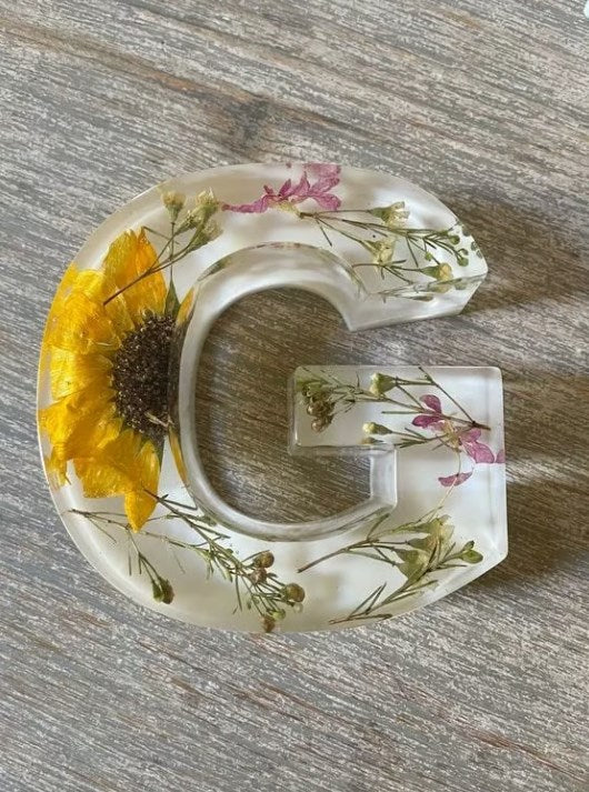 PetalAura – Dreamy Handmade Flower Lamp