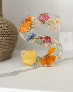 PetalAura – Dreamy Handmade Flower Lamp