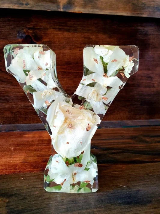 PetalAura – Dreamy Handmade Flower Lamp