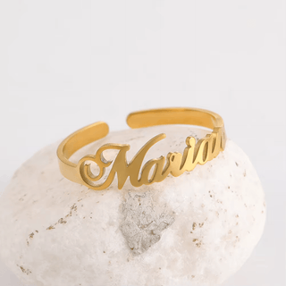 HeartWords – Engraved Name Keepsake Ring