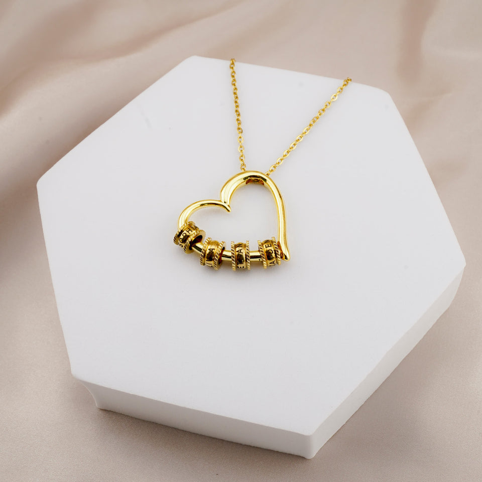 EternalBond – Heart of Family Necklace