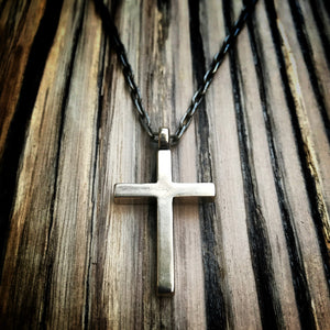FaithKeeper – Timeless Cross Necklace