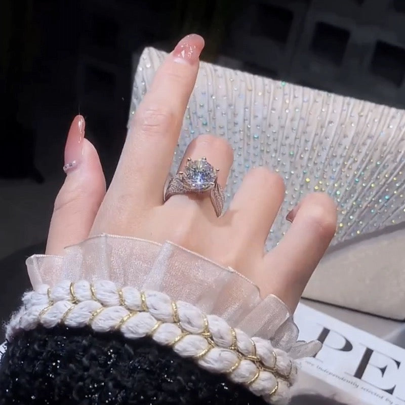 TheraLux - Magnetic Sparkling Ring for Metabolism & Style