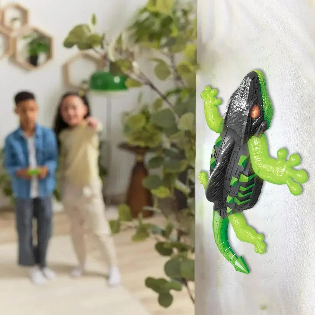 CrawlMate – Interactive Remote Control Lizard Toy