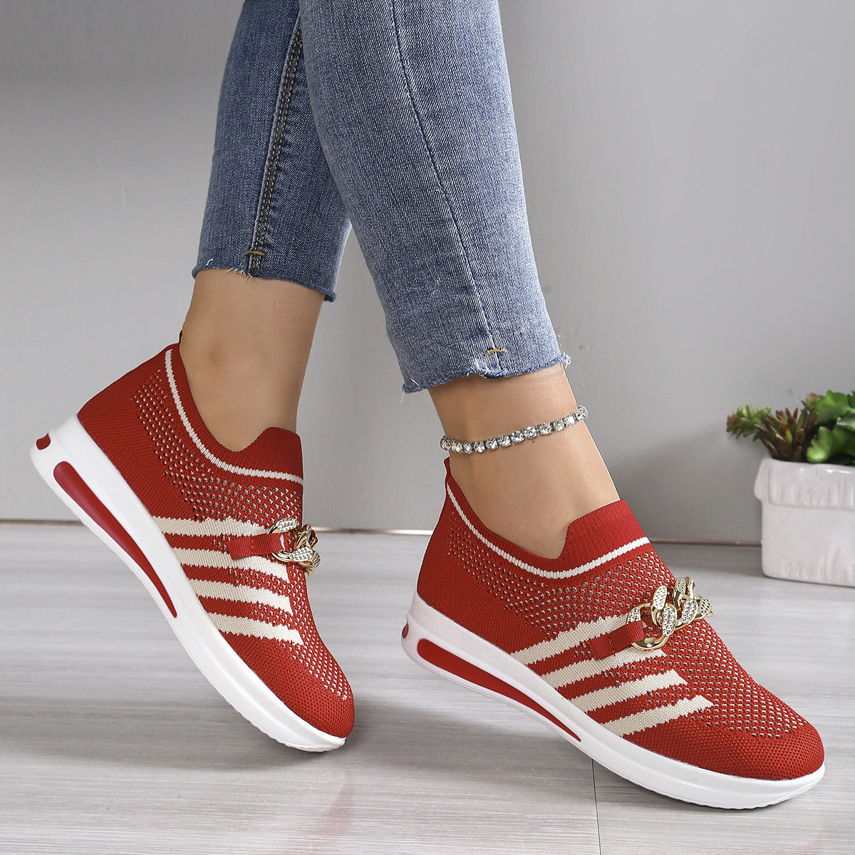 AirFlex – Lightweight Non-Slip Slip-On Shoes
