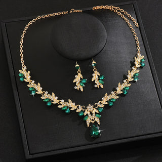 LustreDrop – Radiant Teardrop Necklace & Earrings